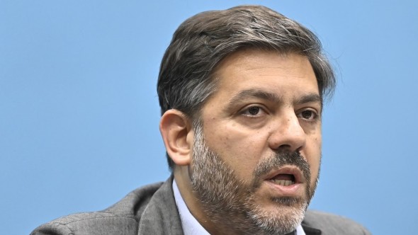 Carlos Bianco cruzó a Karen Reichardt y reclamó explicaciones por las 37 toneladas de oro